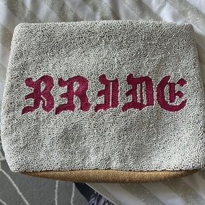 Bride clutch